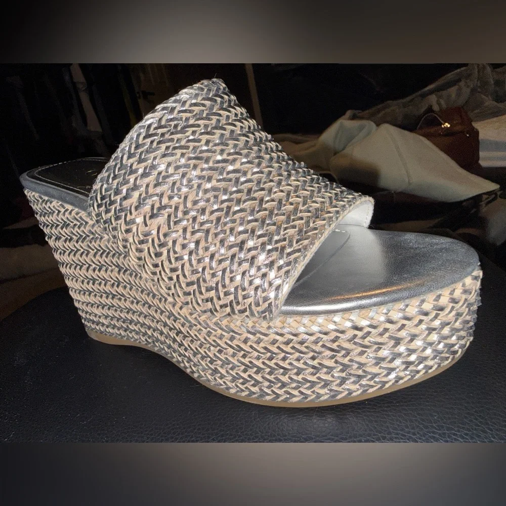 Guess Silver and Tan Woven Wedges - Picture 2 of 3